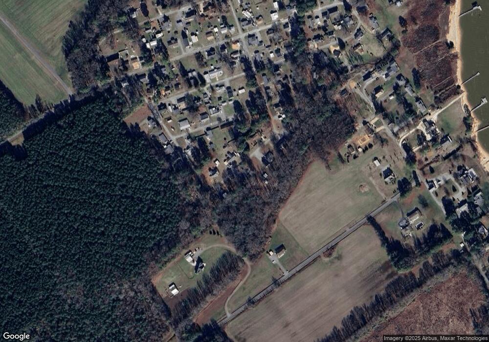 144 Tideview Rd, Dunnsville, VA 22454 - photo 1