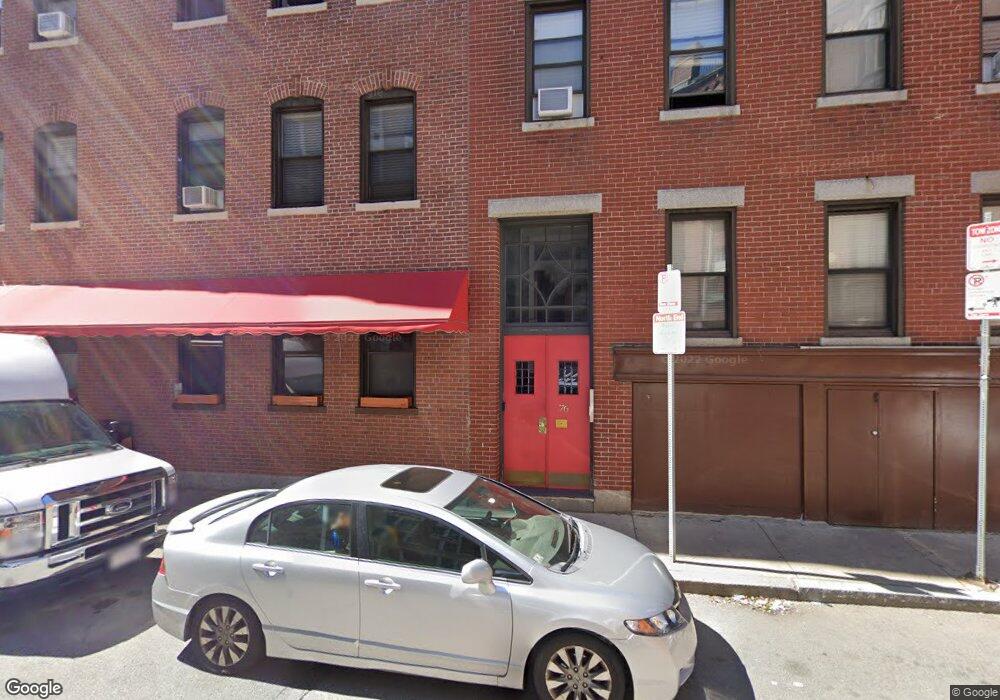 76 N Margin St unit 3, Boston, MA 02113 - photo 1