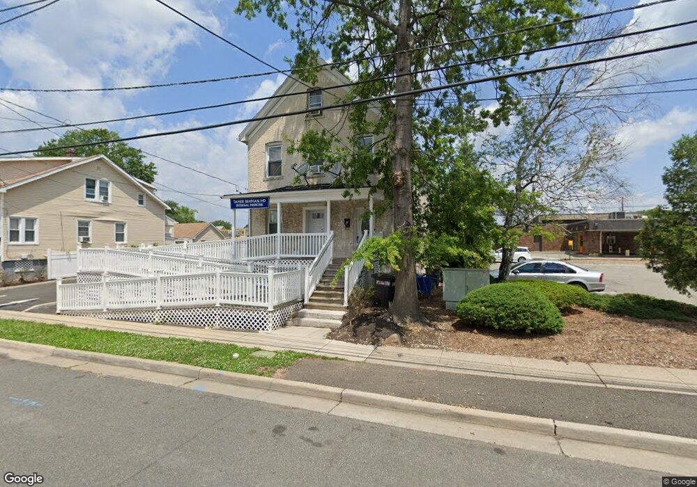 4 Whitman St, Carteret, NJ 07008 - photo 1