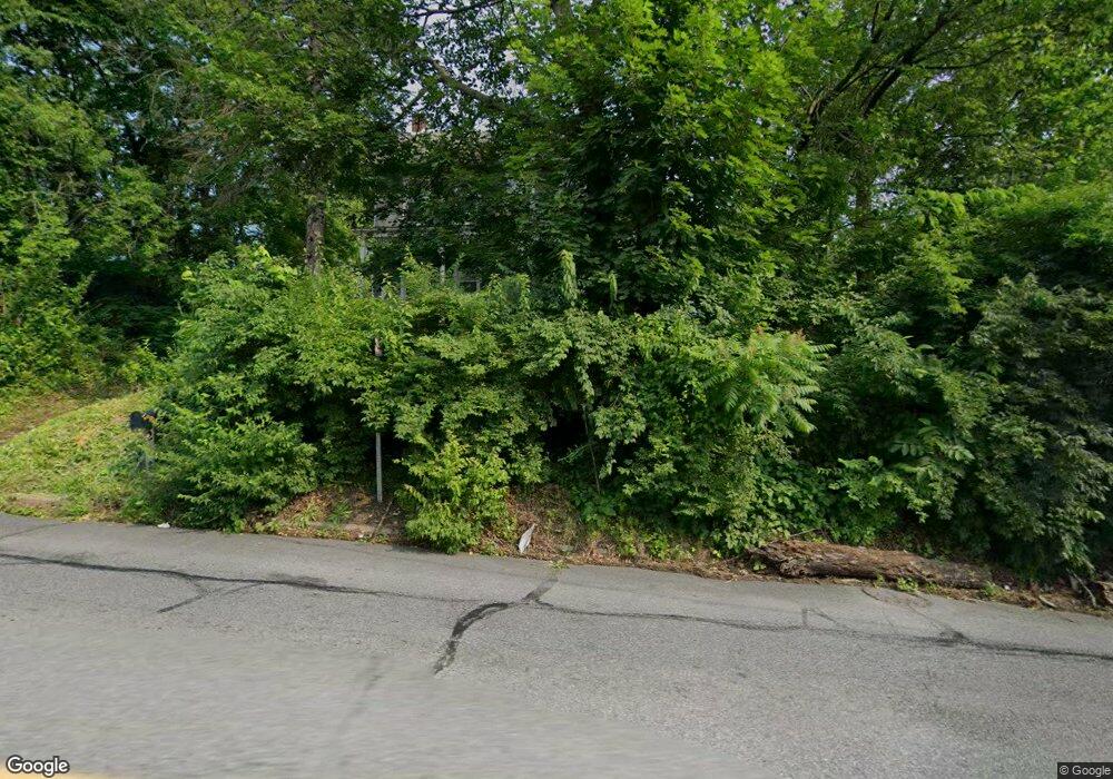 5609 Main St, Whitehall, PA 18052 - photo 1