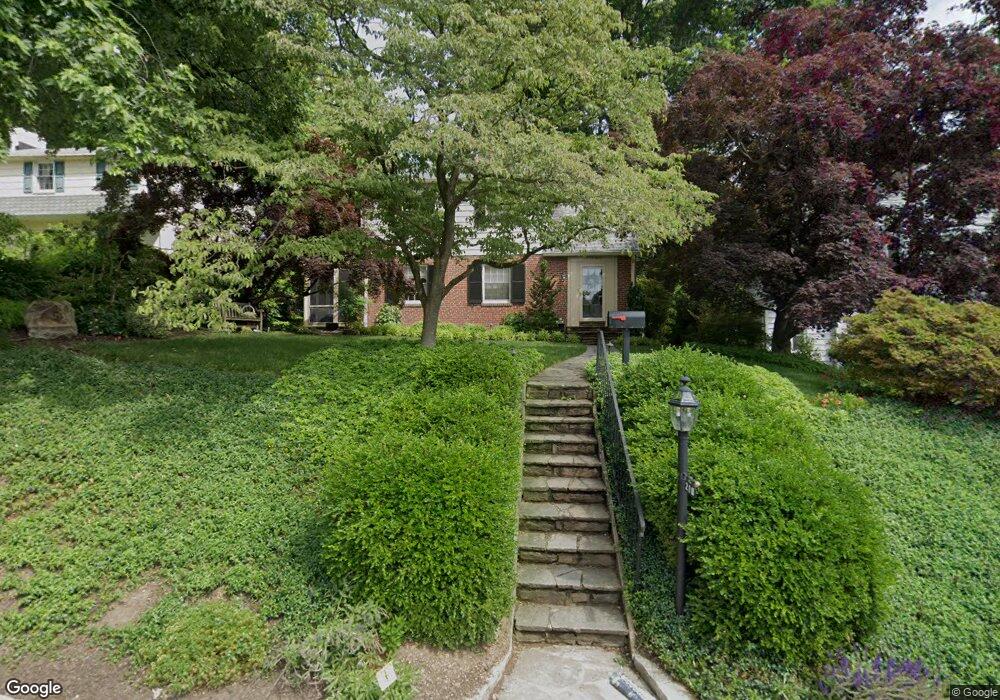 210 N Tyrone Rd, Baltimore, MD 21212 - photo 1