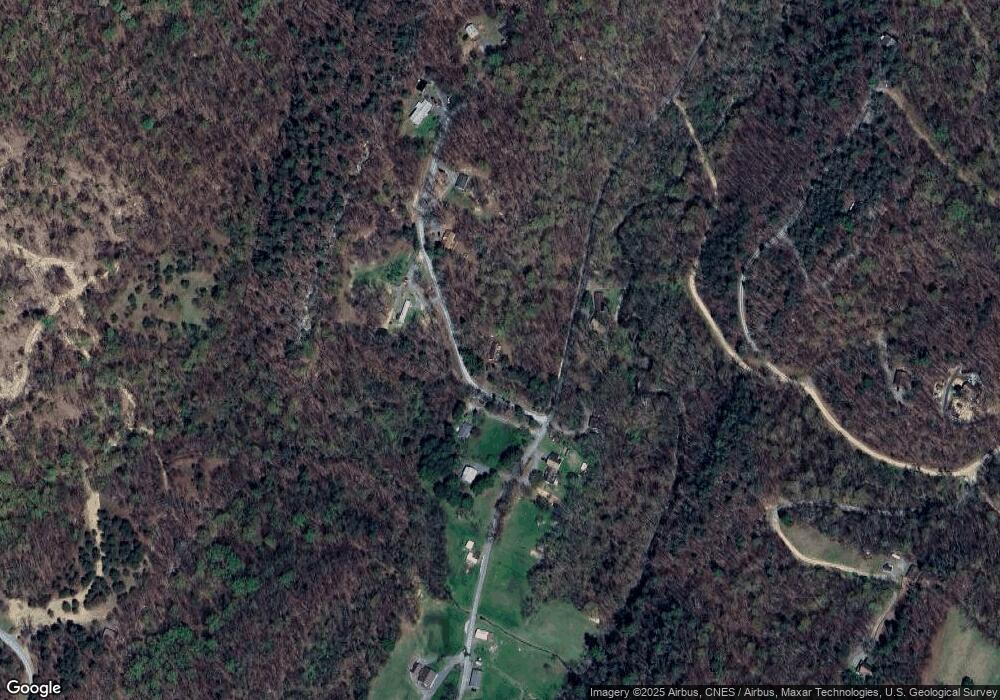 38 Crestview Ln, Berkeley Springs, WV 25411 - photo 1