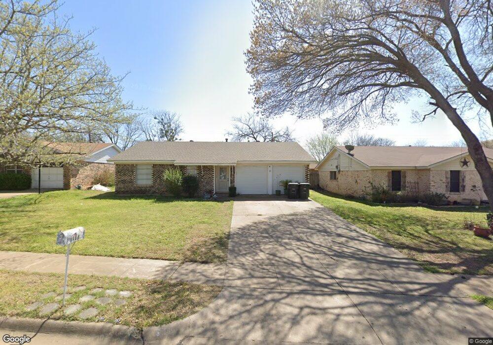 1405 Roberts Ave, Cleburne, TX 76033 - photo 1