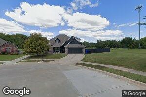 2401 S Oak Ave, Broken Arrow, OK 74012