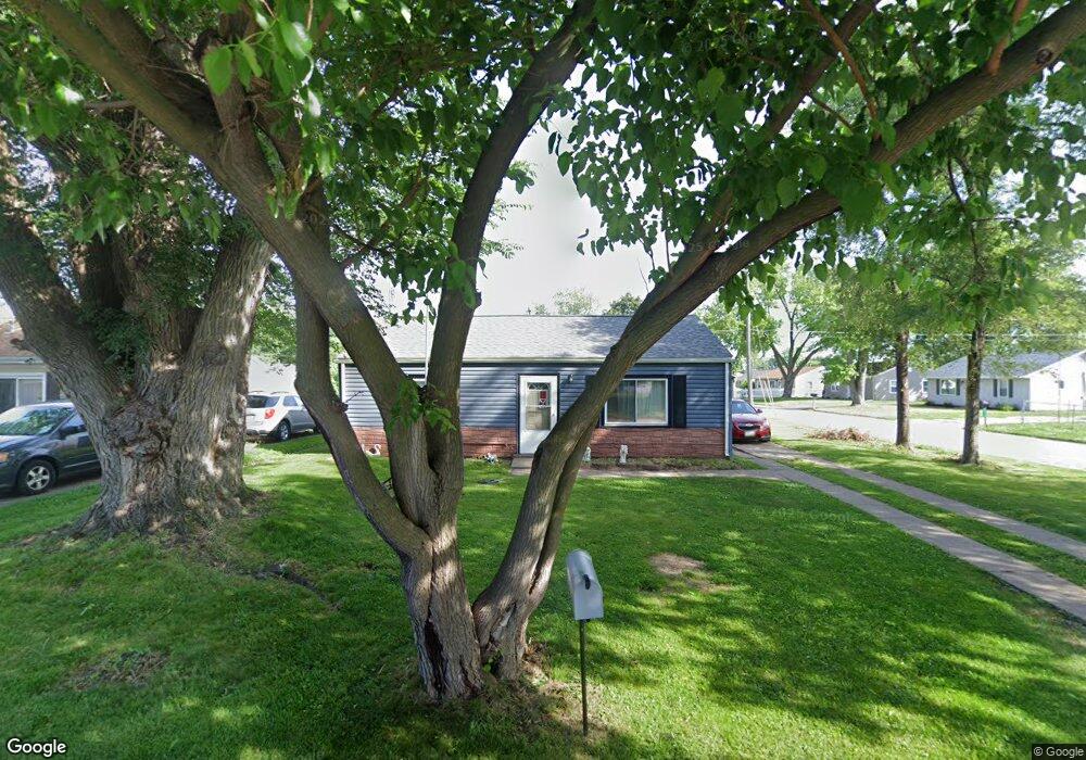 2402 W 68th St, Davenport, IA 52806 - photo 1