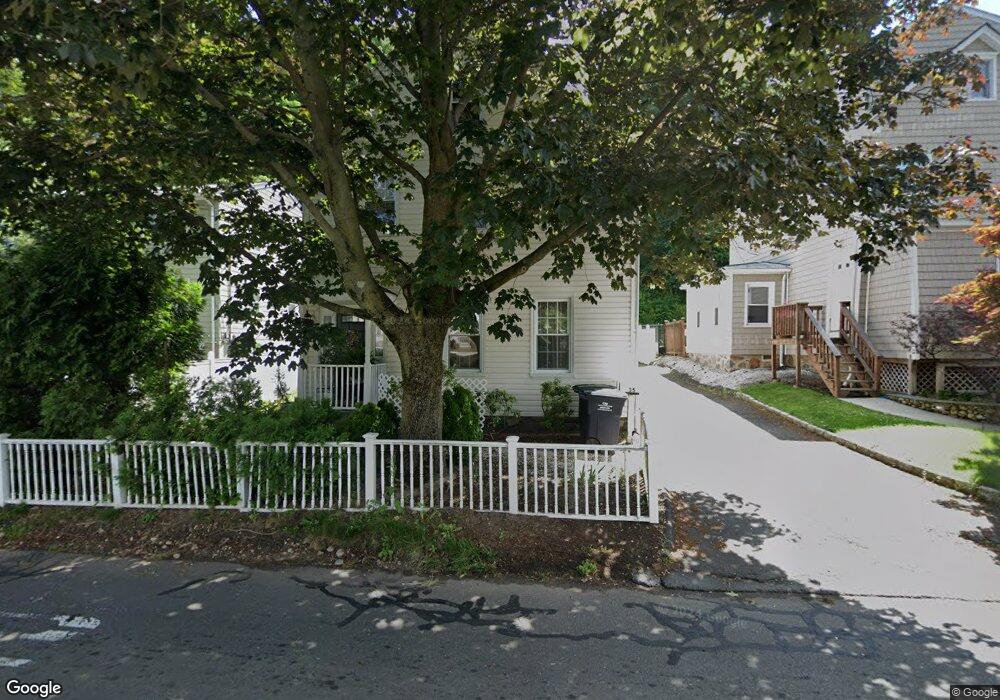 35 Pemberwick Rd unit 1, Greenwich, CT 06831 - photo 1