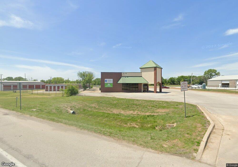 1503 N Lynn Riggs Blvd, Claremore, OK 74017 - photo 1