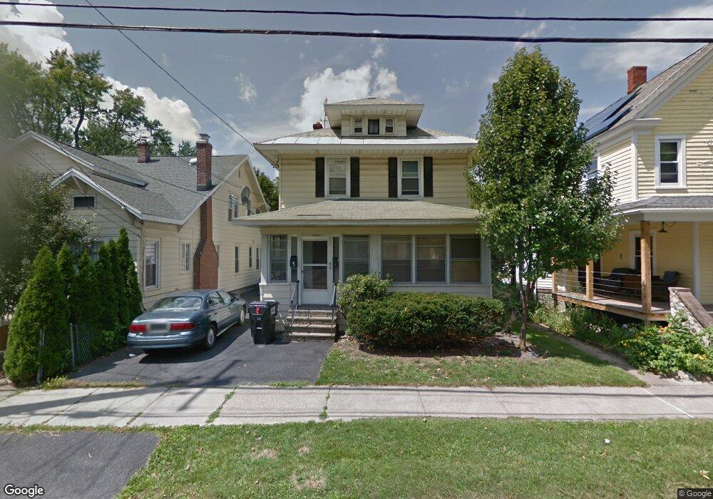 1057 Palmer Ave unit Second Floor, Schenectady, NY 12309 - photo 1