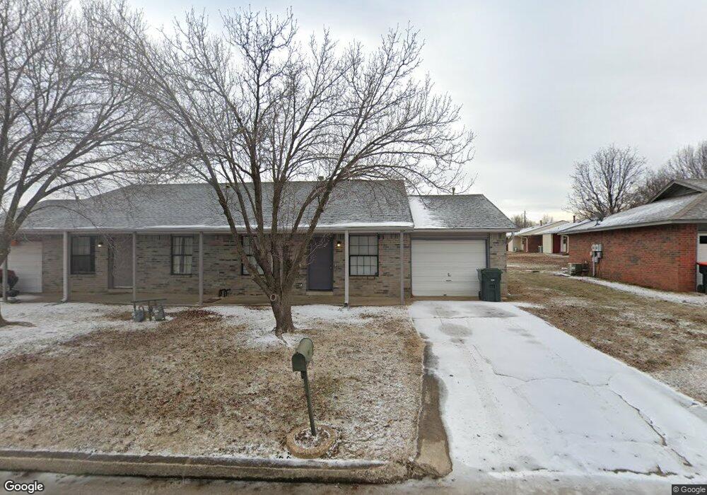 1008 N Willow Place, Claremore, OK 74017 - photo 1