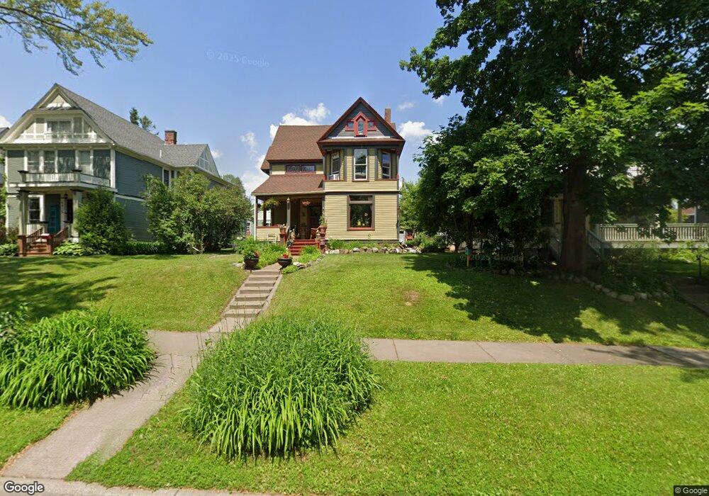 5417 Oneida St, Duluth, MN 55804 - photo 1