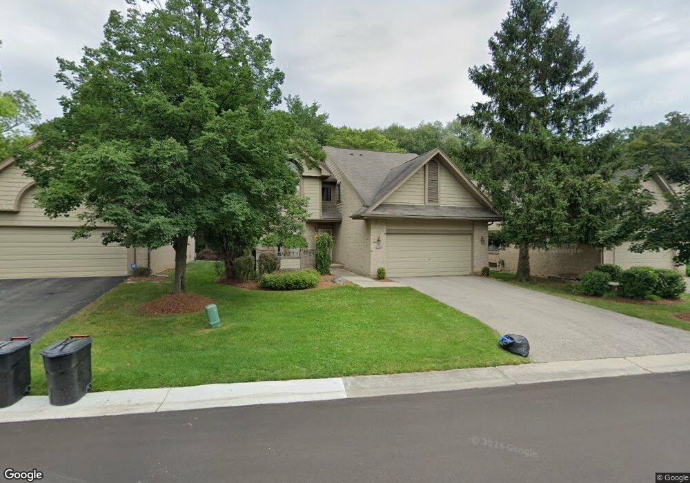6796 Oyster Cove, West Bloomfield, MI 48323 - photo 1