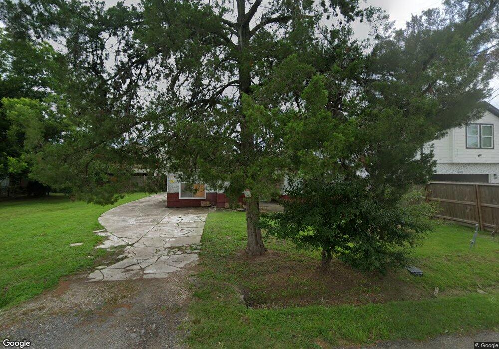 5121 Golden Forest Dr, Houston, TX 77091 - photo 1