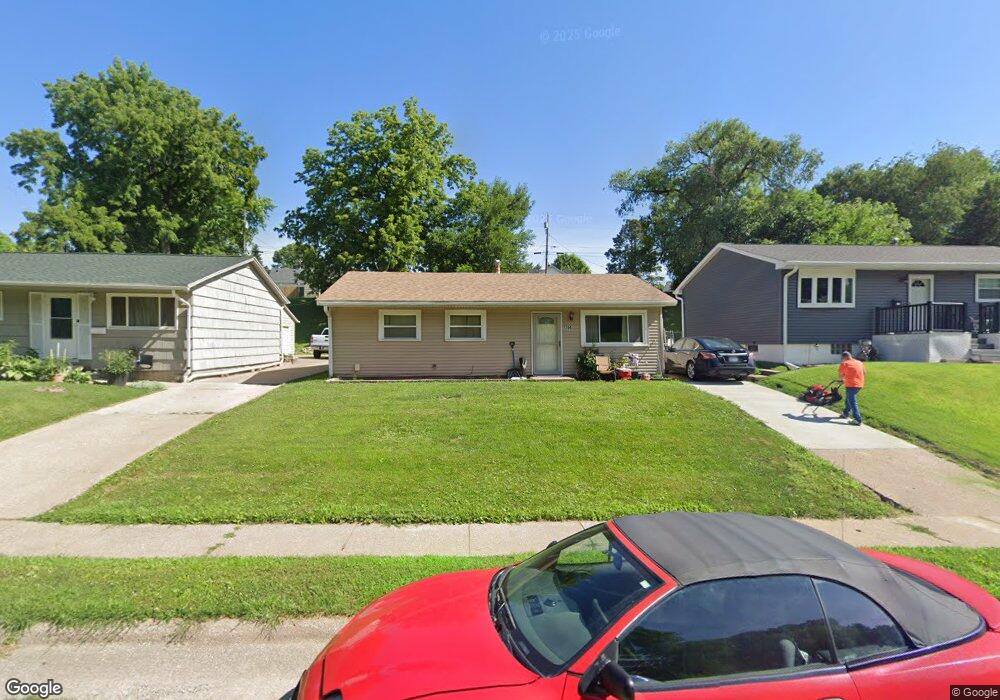 1744 W 15th St, Davenport, IA 52804 - photo 1