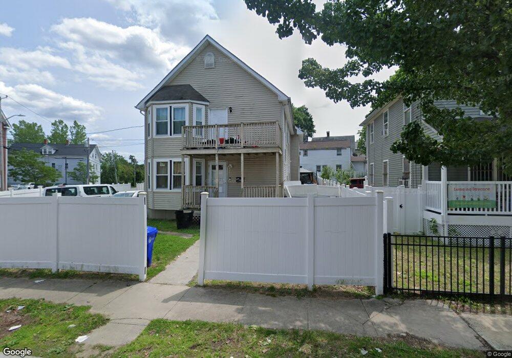 2 Hollis St, Providence, RI 02907 - photo 1