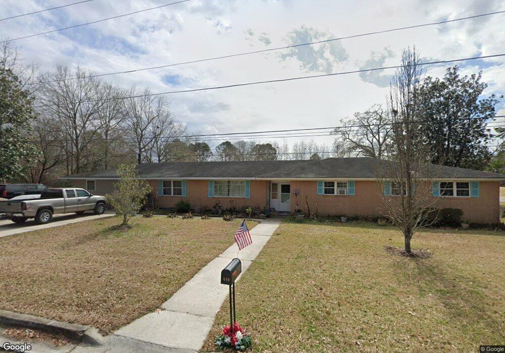 610 Park Ave, Claxton, GA 30417 - photo 1