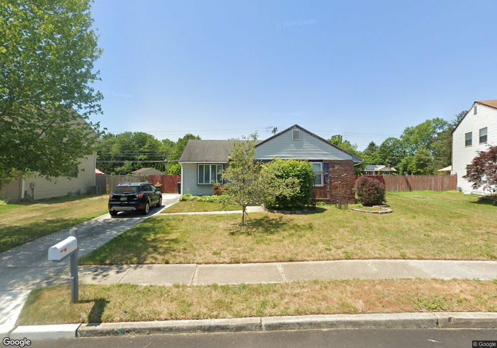 261 Ipswich Ln, Williamstown, NJ 08094 - photo 1