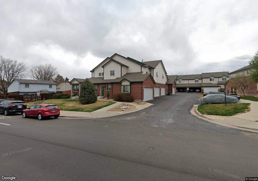 818 S Kalispell Cir, Aurora, CO 80017 - photo 1