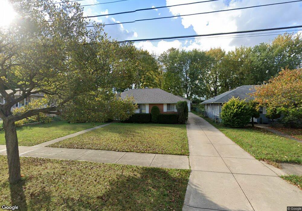 385 Erieview Blvd, Sheffield Lake, OH 44054 - photo 1