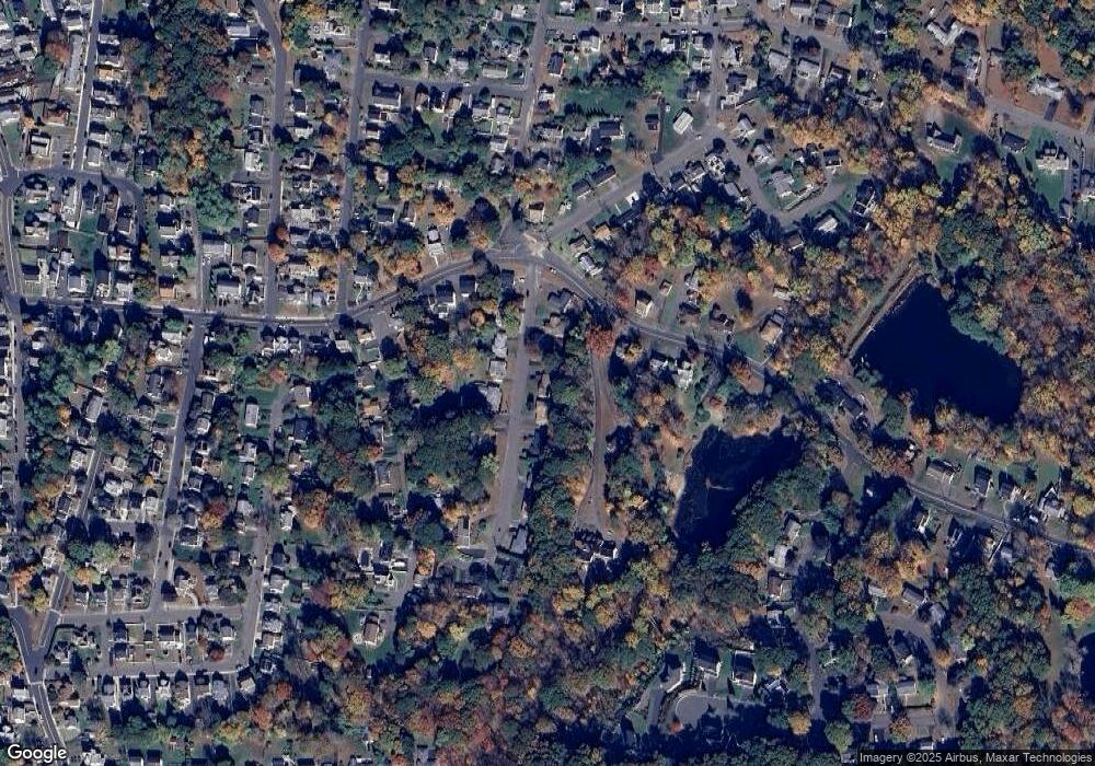 32 Bird Rd, Naugatuck, CT 06770 - photo 1