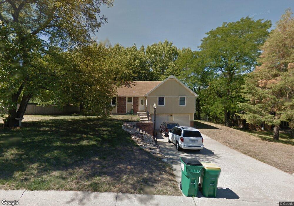 21705 W 70th St, Shawnee, KS 66218 - photo 1