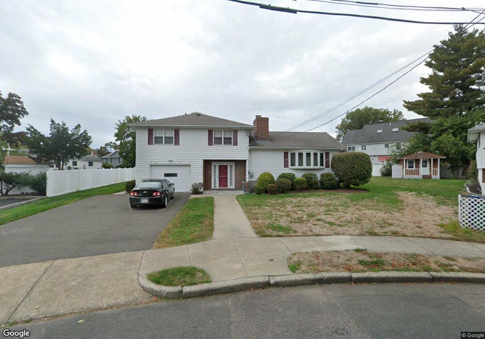 42 Anthony Cir, Newtonville, MA 02460 - photo 1