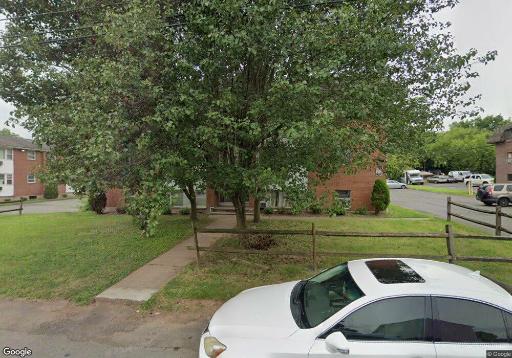 33 Dunlay St unit 17, New Britain, CT 06051 - photo 1