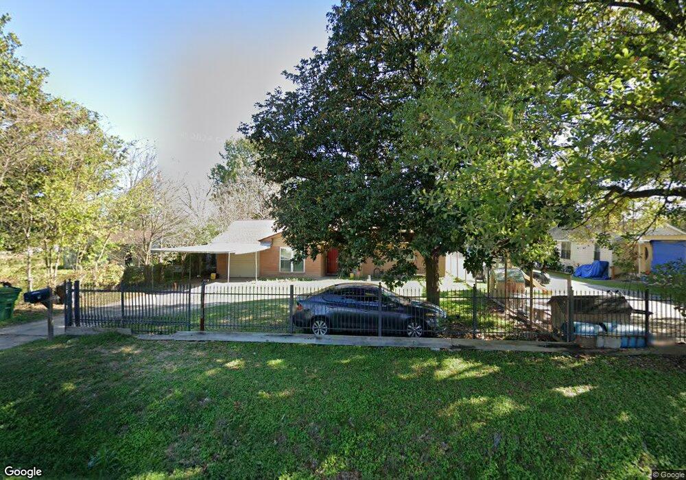 5512 Pickfair St, Houston, TX 77026 - photo 1