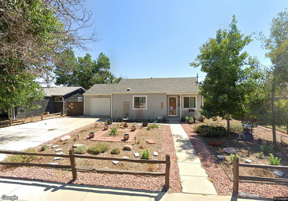 890 Oakland St, Aurora, CO 80010 - photo 1