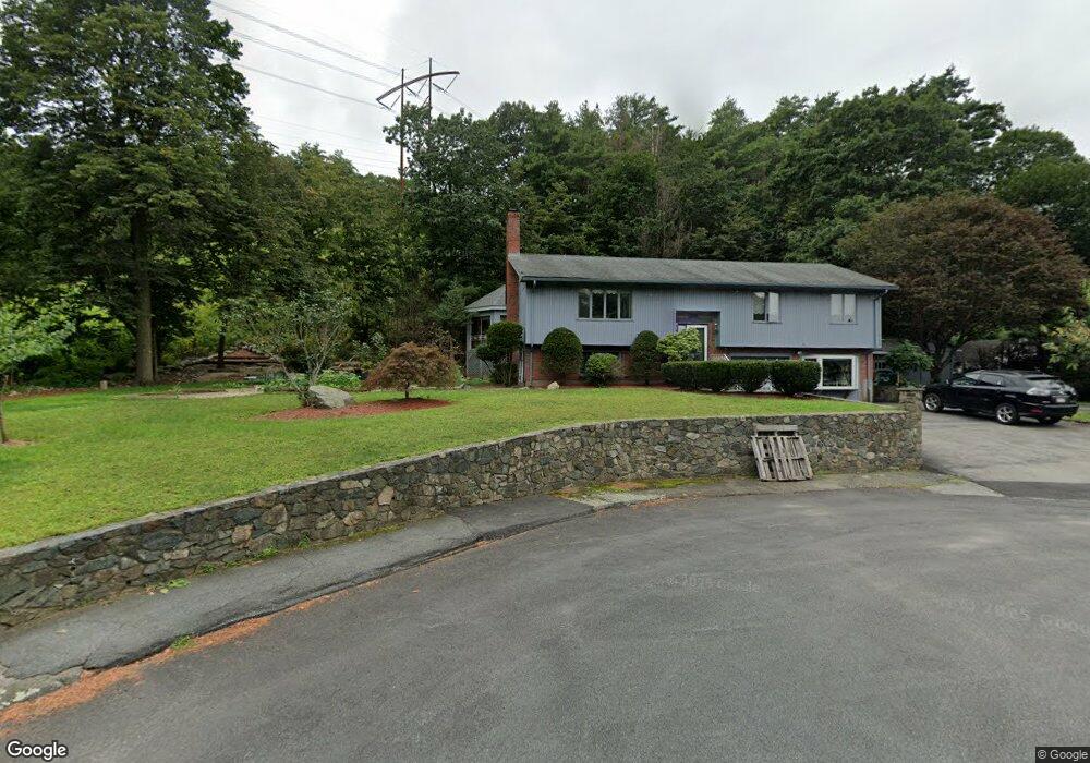 5 Morningside Cir, Woburn, MA 01801 - photo 1