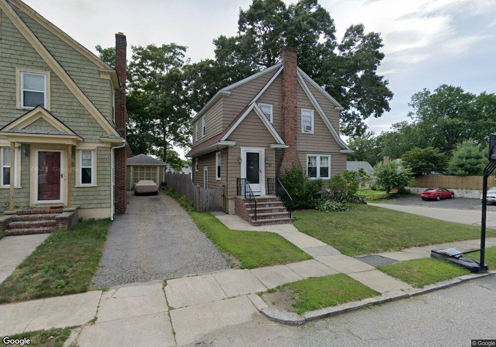 31 Lyndon Rd, Cranston, RI 02905 - photo 1