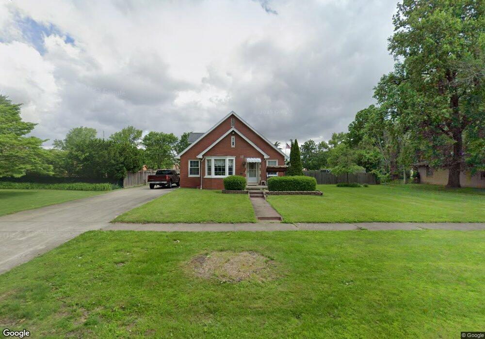 12 Wabash Ave, Mattoon, IL 61938 - photo 1