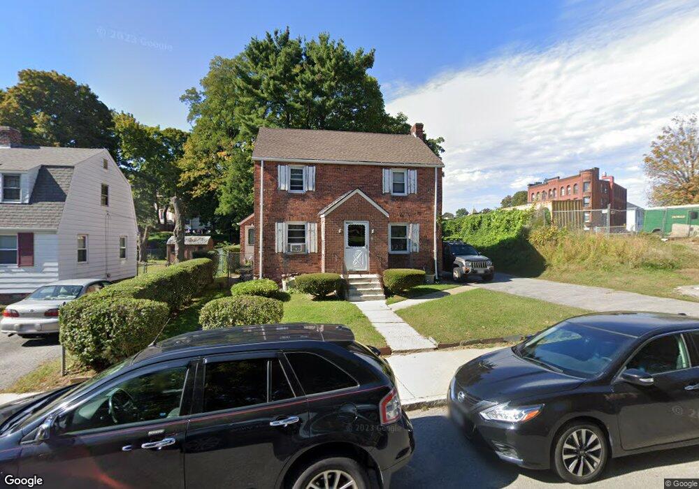 2 Crystal St, Worcester, MA 01603 - photo 1