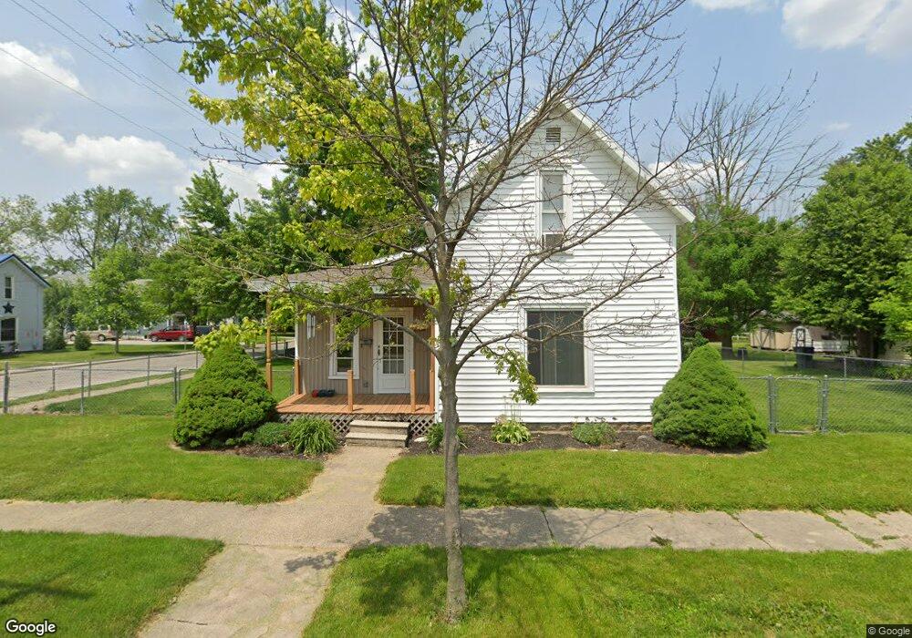 356 W Randolph St, Nappanee, IN 46550 - photo 1