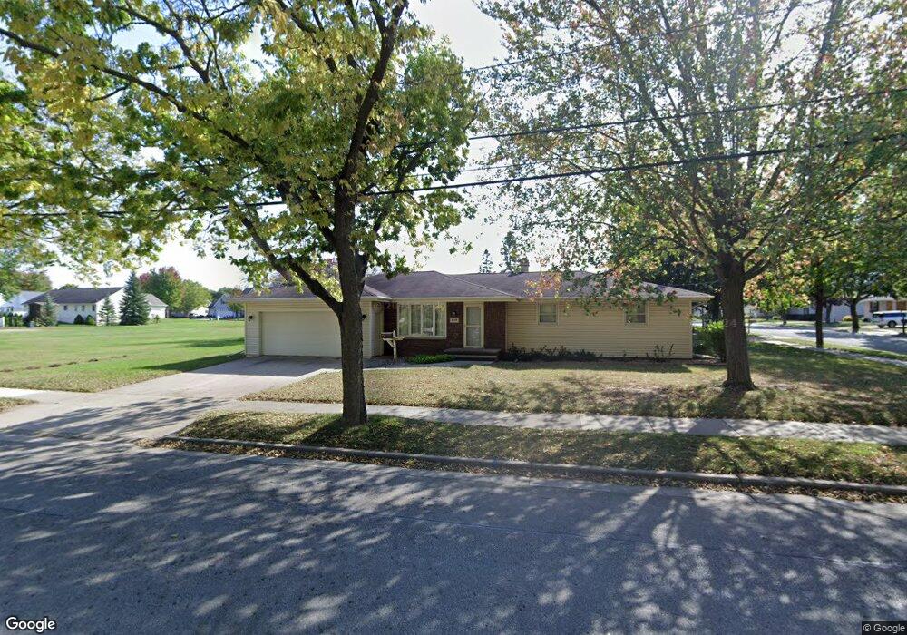 217 Wallace St, Combined Locks, WI 54113 - photo 1