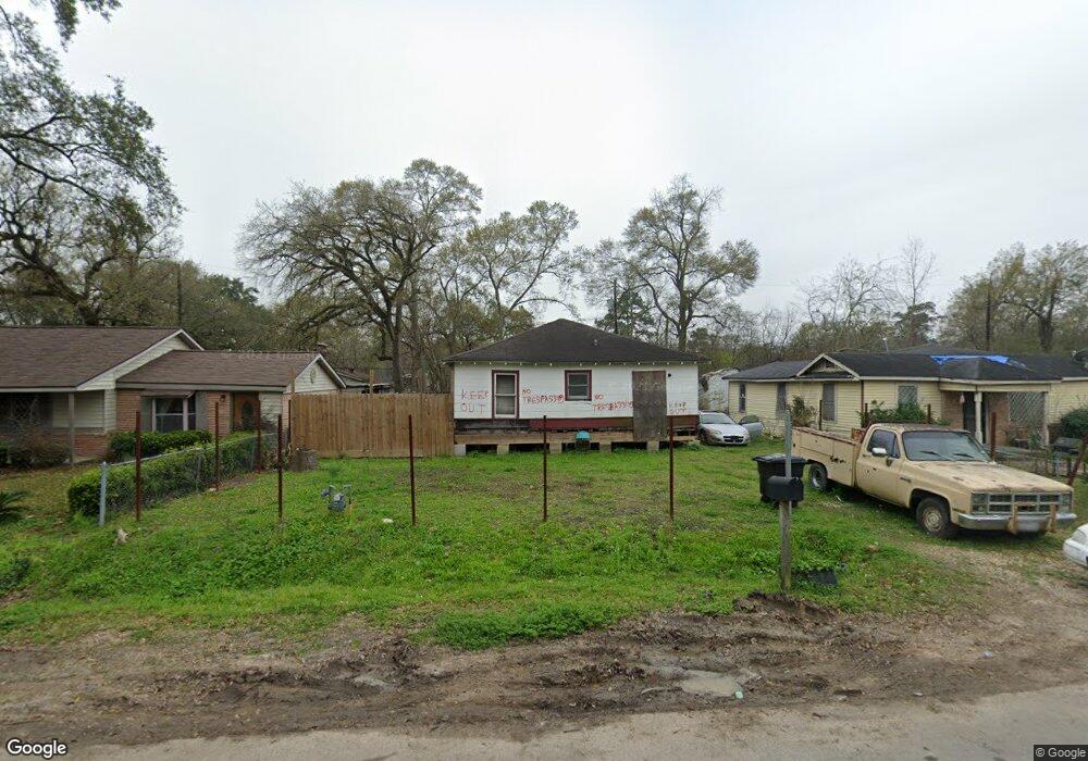 2421 Areba St, Houston, TX 77091 - photo 1