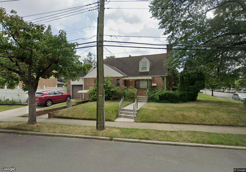 25906 61st Ave, Flushing, NY 11362 - photo 1