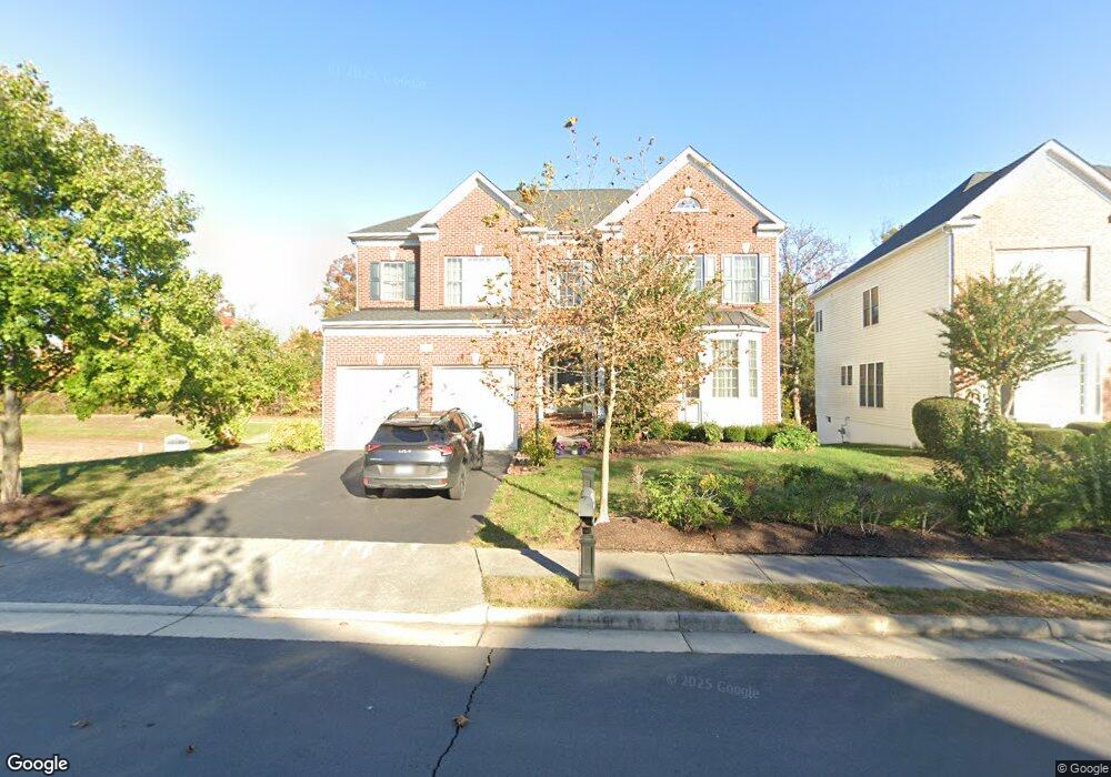 25774 S Village Dr, Chantilly, VA 20152 - photo 1