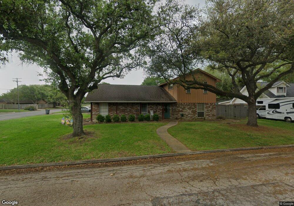 2920 Del Monte Ave, Bay City, TX 77414 - photo 1
