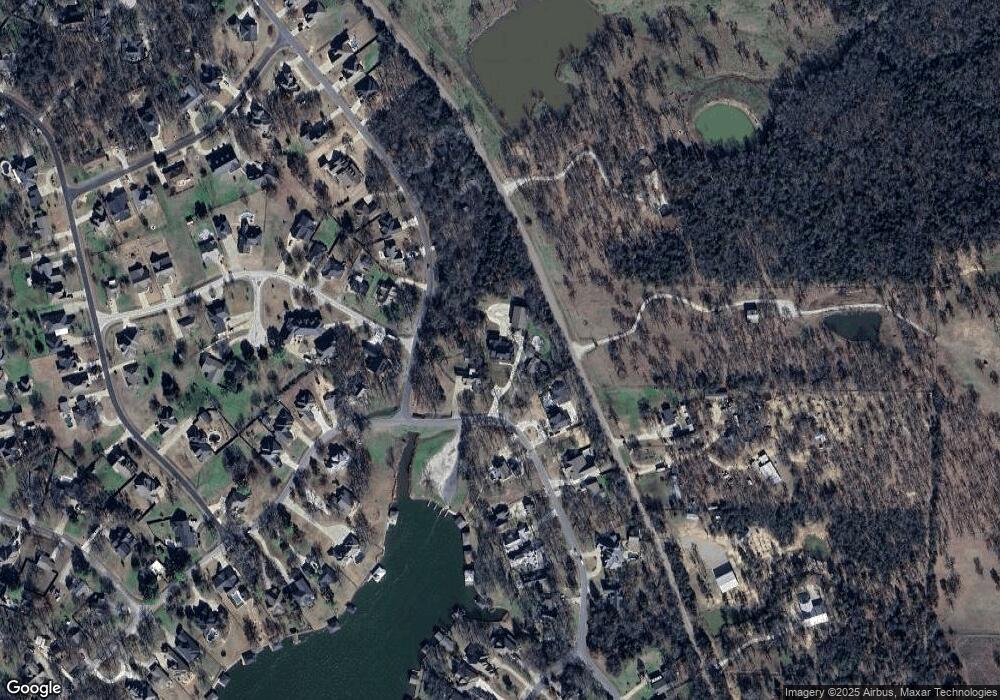 825 Kiowa Dr E, Gainesville, TX 76240 - photo 1