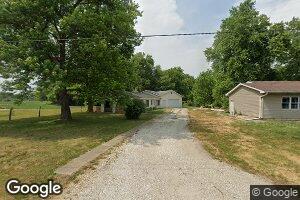 718 W Avenue H, Lewistown, IL 61542
