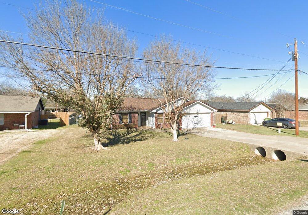 706 Shady Grove Dr, Granbury, TX 76049 - photo 1