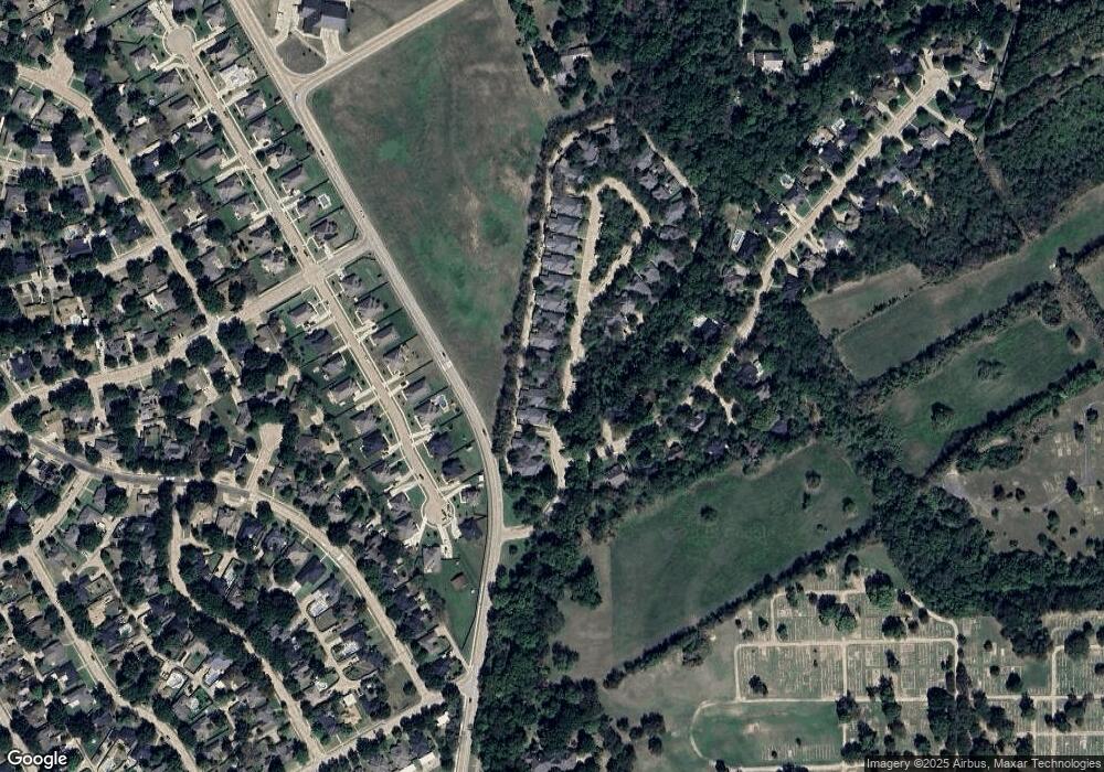 709 Oak Creek Ct, Ennis, TX 75119 - photo 1