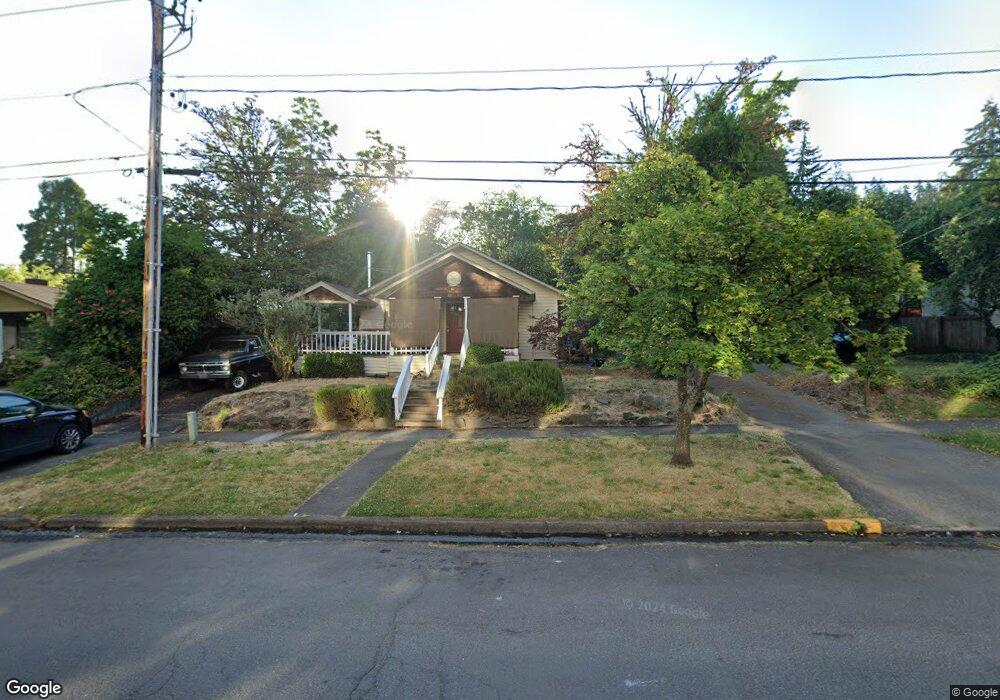 1517 Walnut St, Eugene, OR 97403 - photo 1