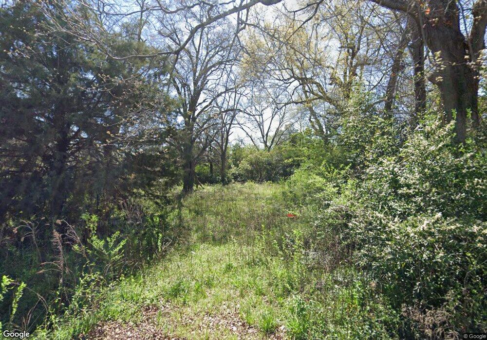 201 Doyle St, Warner Robins, GA 31088 - photo 1