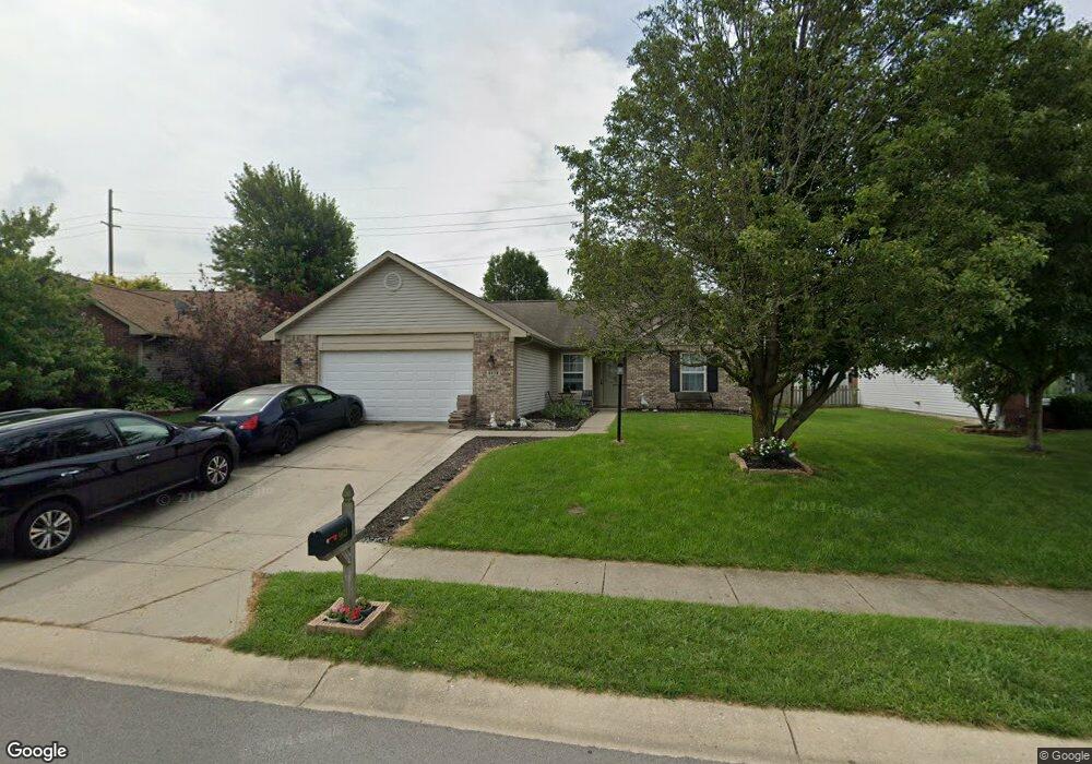 9939 Commonwealth Dr, Fishers, IN 46038 - photo 1