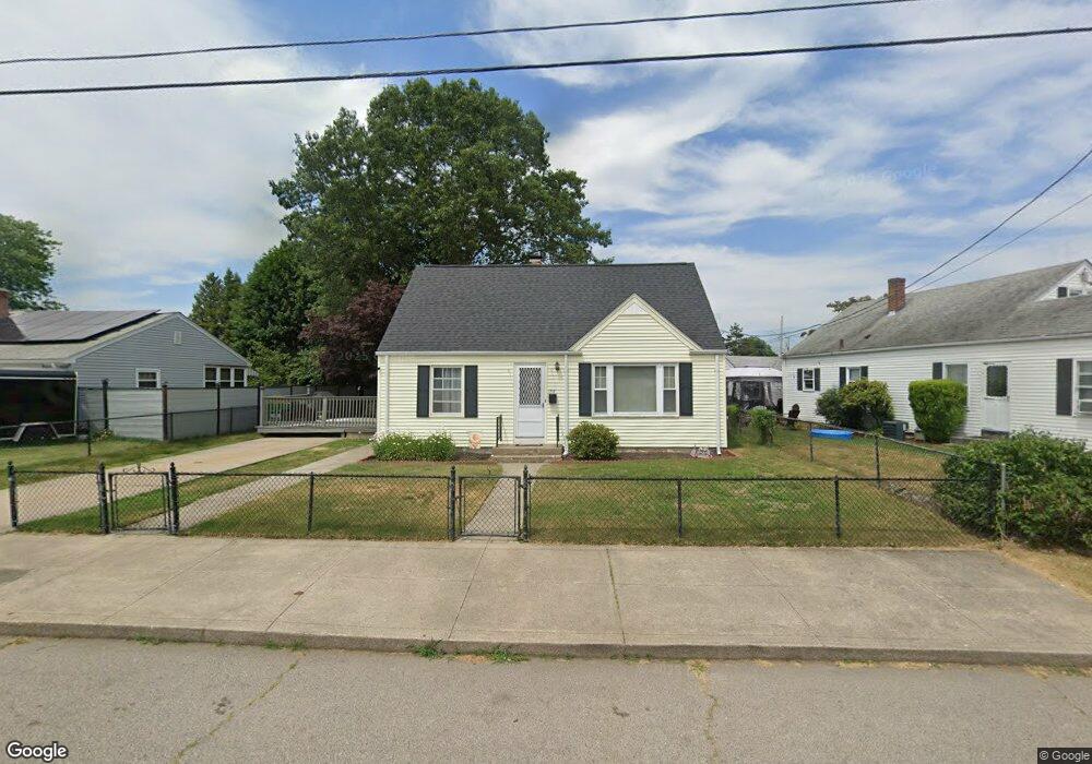 154 Warwick Rd, Pawtucket, RI 02861 - photo 1