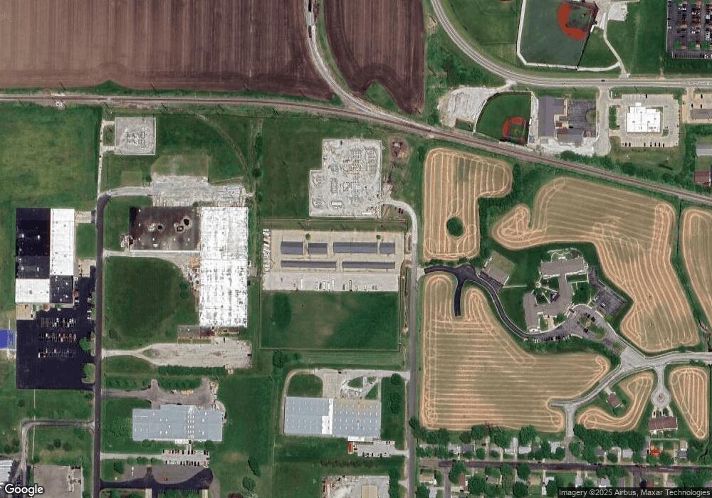 9 Crabtree Rd, Jacksonville, IL 62650 - photo 1