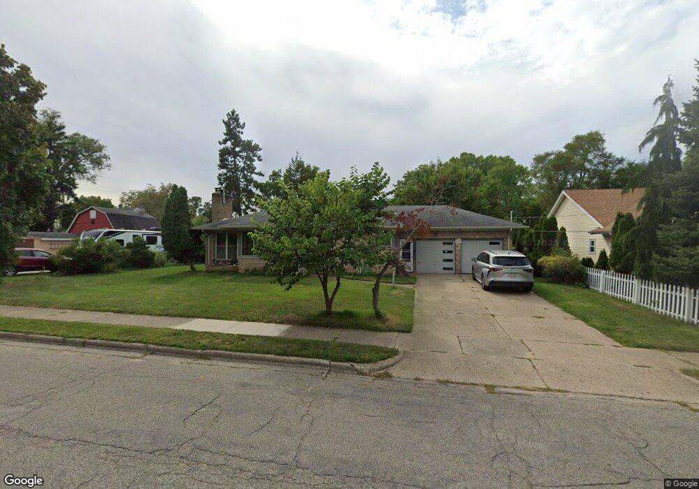 1221 Carlton Ave NE, Grand Rapids, MI 49505 - photo 1