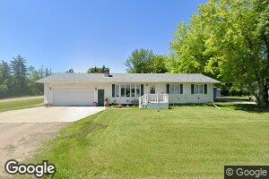 810 Oldham Ave, Manvel, ND 58256