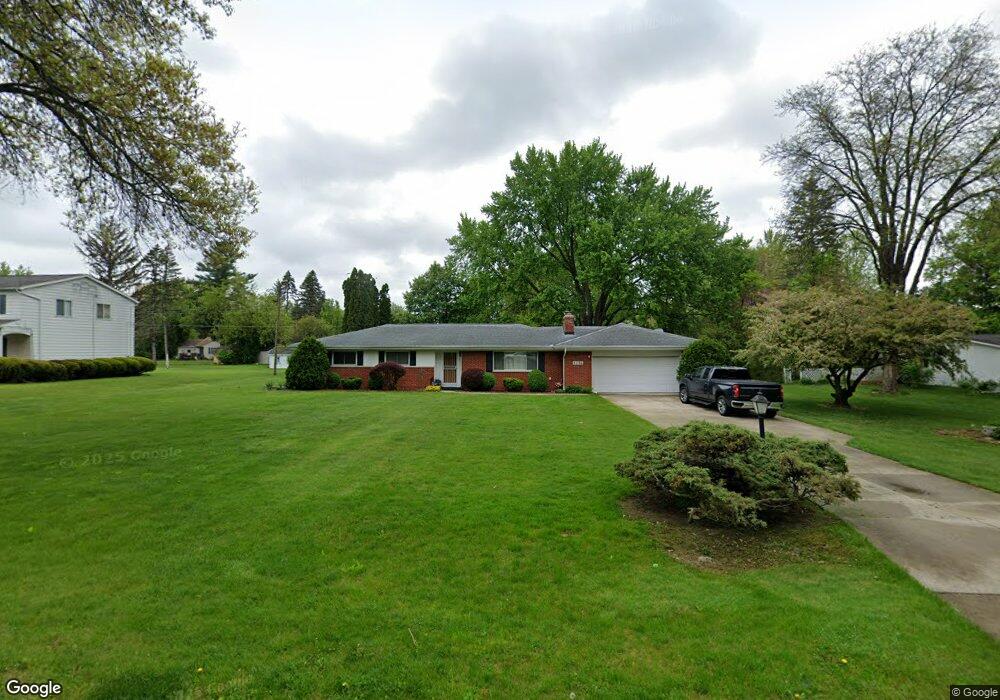 5296 Oaktree Dr, Flint, MI 48532 - photo 1